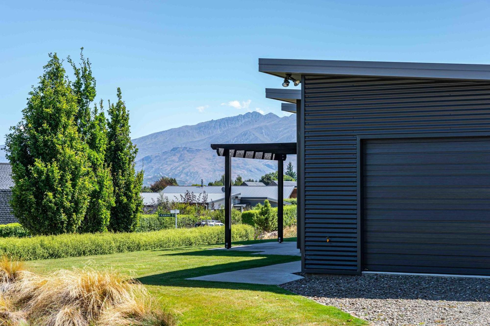 Hoheria Mountain Lodge Wanaka Exterior photo